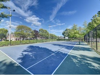 Synthetic tennis courts